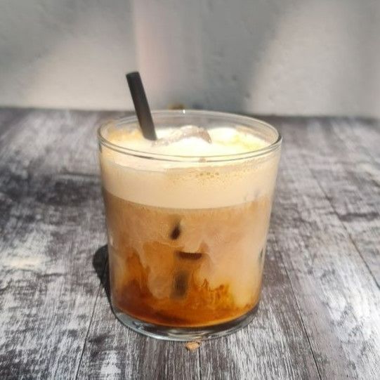 Iced Cortado